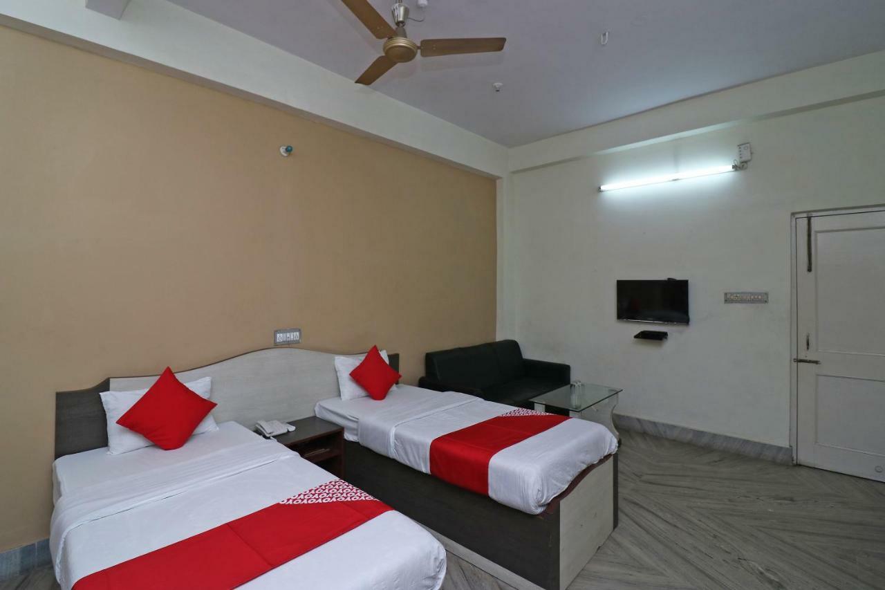 Oyo 37989 Hotel Debarshi Bankura Quarto foto